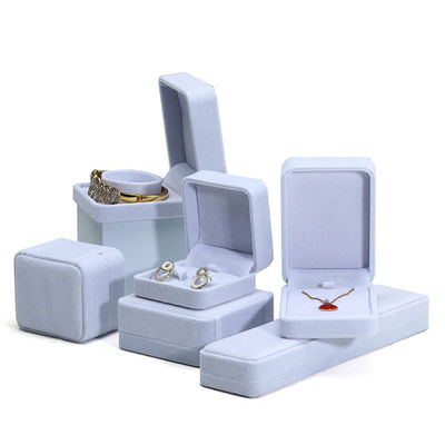 قابلة للتخصيص Hign الجودة المصنوعة يدويًا الصندوق المجوهرات المخملية الرمادية لمجموعة المجوهرات