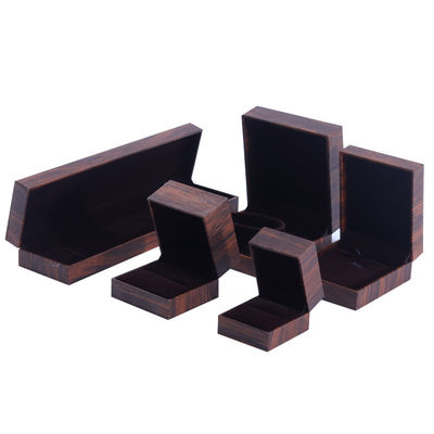 مصنوعة يدويًا من الورق المقوى البني البني الصندوق المجوهرات الصندوق المجوهرات القابل للتخصيص