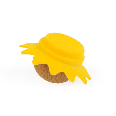 صندوقاً مجوهراتاً أصفر لخياطة حلقة