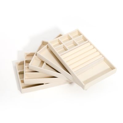 صواني مجوهرات مخملية بيج فاخرة قابلة للتخصيص صانعي القطع الأصلية لعرض المجوهرات للخاتم والسوار والقلادة