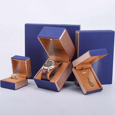 19x19x4cm صندوق هدايا من الجلد البنفسجي الأزرق مع ضوء LED وملفوف بالخيوط